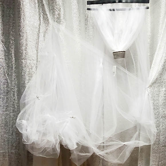 Cathedral Bridal Veils With Swarvoski Crystallized Sequins - Picture 7 of 16